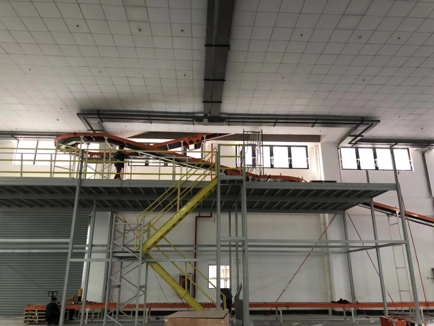 現場報道 | 水星家紡倉儲物流中心輸送分揀系統(tǒng)項目一期上線